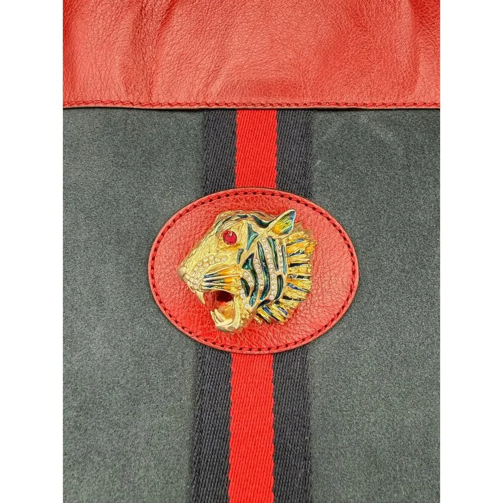 Gucci used twice